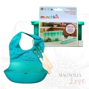 🫛 Munchkin Teal Silicone Freezer Tray and Bib Set